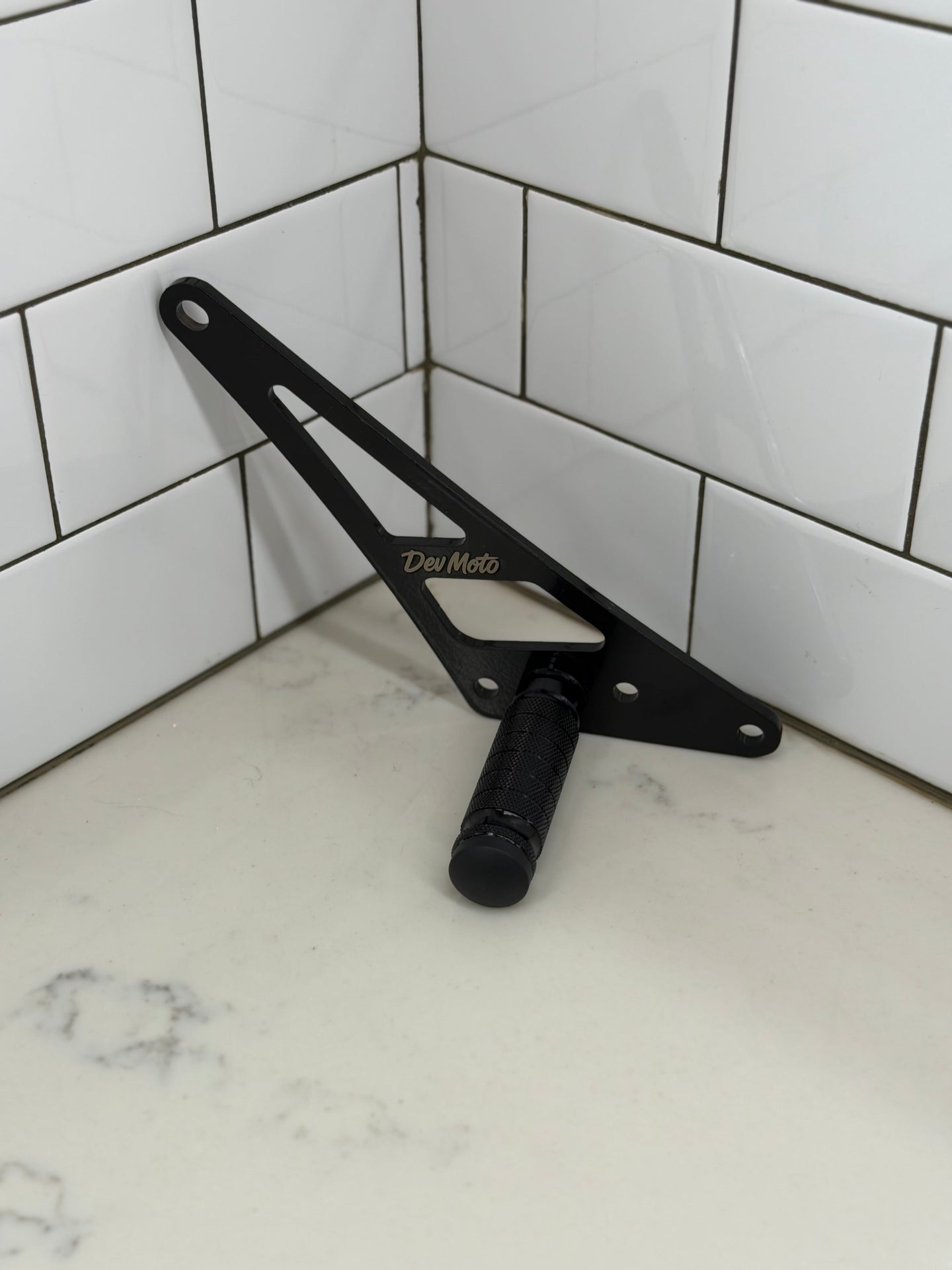 Emoto Shift Lock/Foot Lock