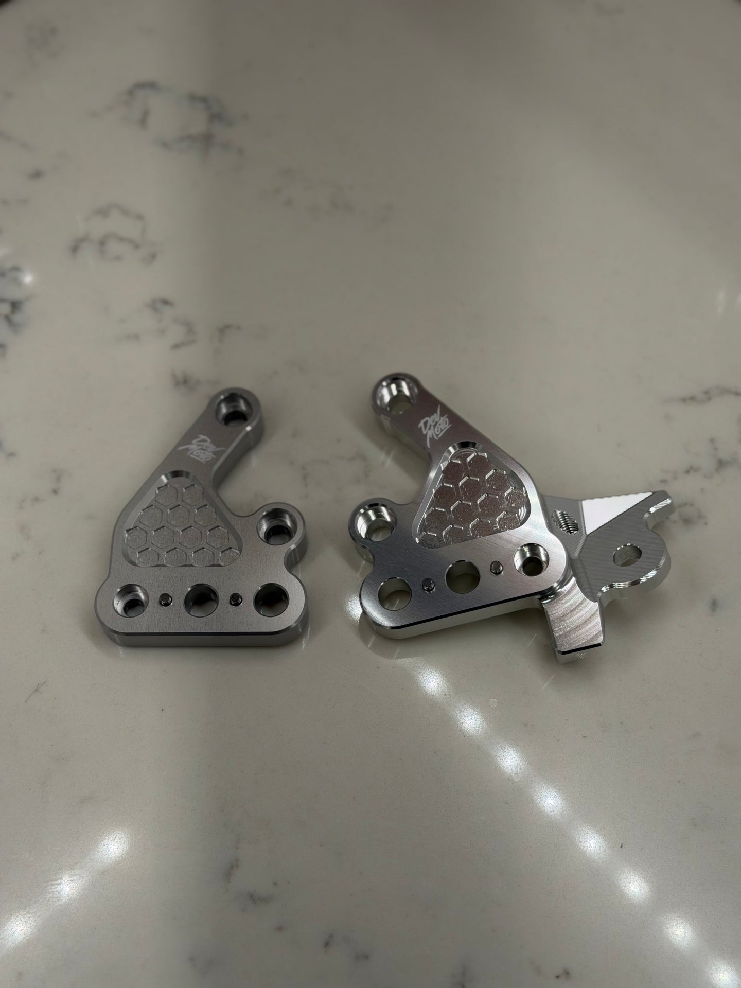 Surron-Eride Peg Brackets