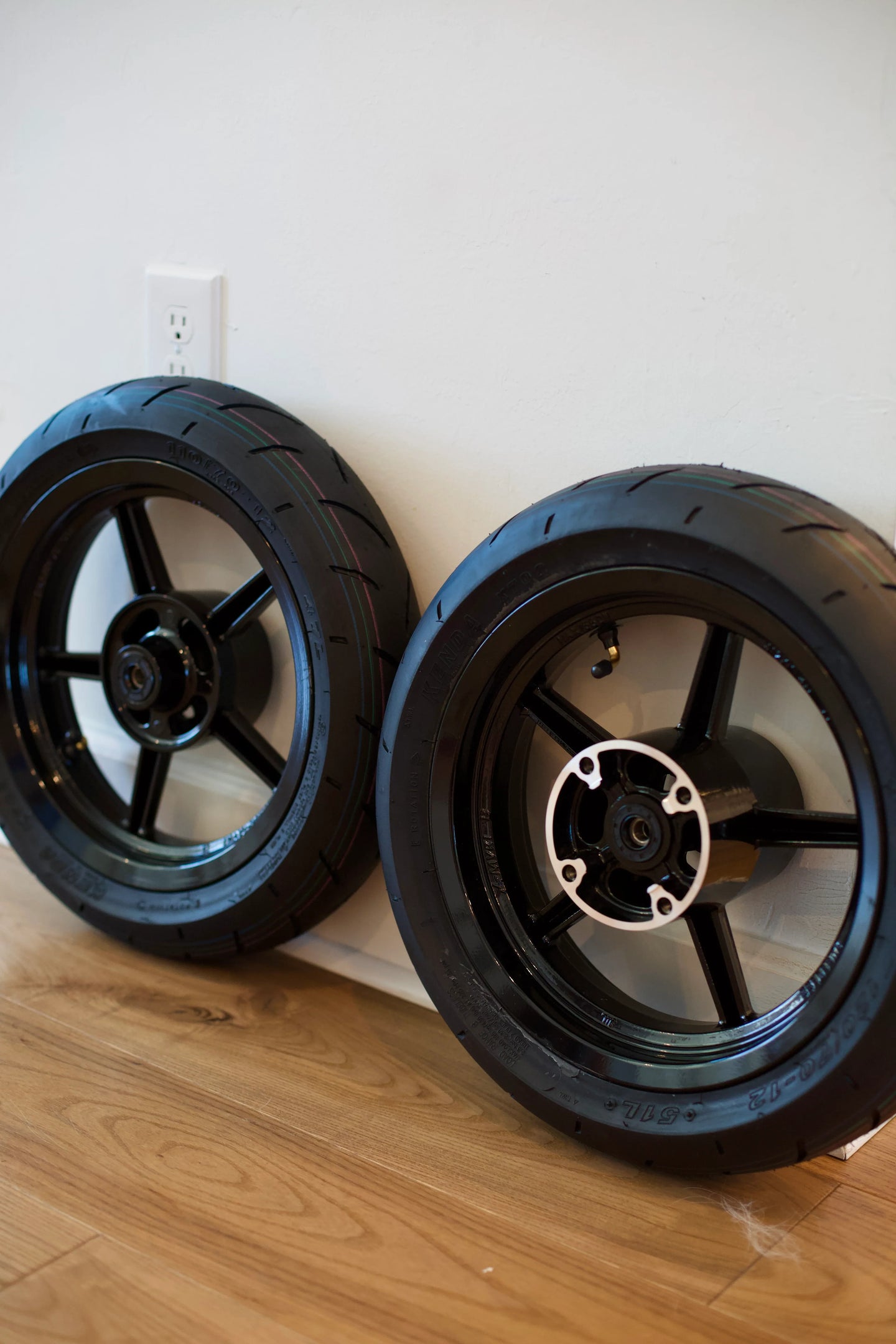 Yozma IN-10 Pro supermoto wheel set